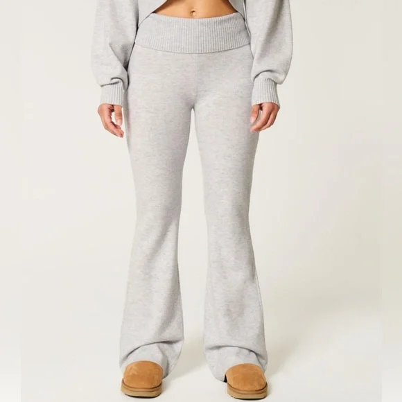 Hollister Women's Gray Gilly Hicks knit Foldover Waist Flare Pants- Size XXS - Picture 1 of 7